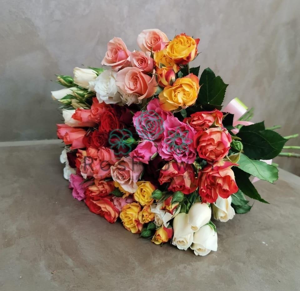 Букет цветов из: Розы в Верхнем Карачане