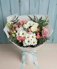Букет цветов из:  Розы, Лизиантусы и Хризантемы в Верхнем Карачане