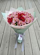 Букет цветов из:  Альстромерии в Верхнем Карачане