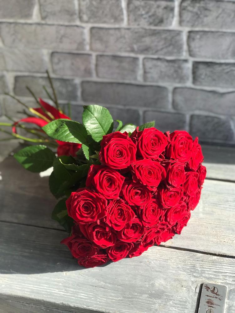 Букет Красные розы Фридом в Верхнем Карачане