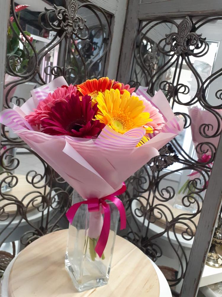 Букет цветов из: Герберы в Верхнем Карачане