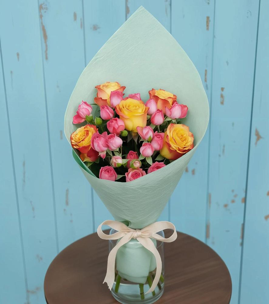 Букет цветов из: Розы в Верхнем Карачане