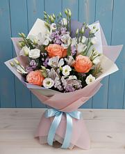 Букет цветов из:  Лизиантусы, Розы, Альстромерии и Гипсофила #REPLACE_PRED# Верхнем Карачане
