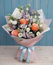 Букет цветов из:  Лизиантусы, Розы, Альстромерии и Гипсофила в Верхнем Карачане