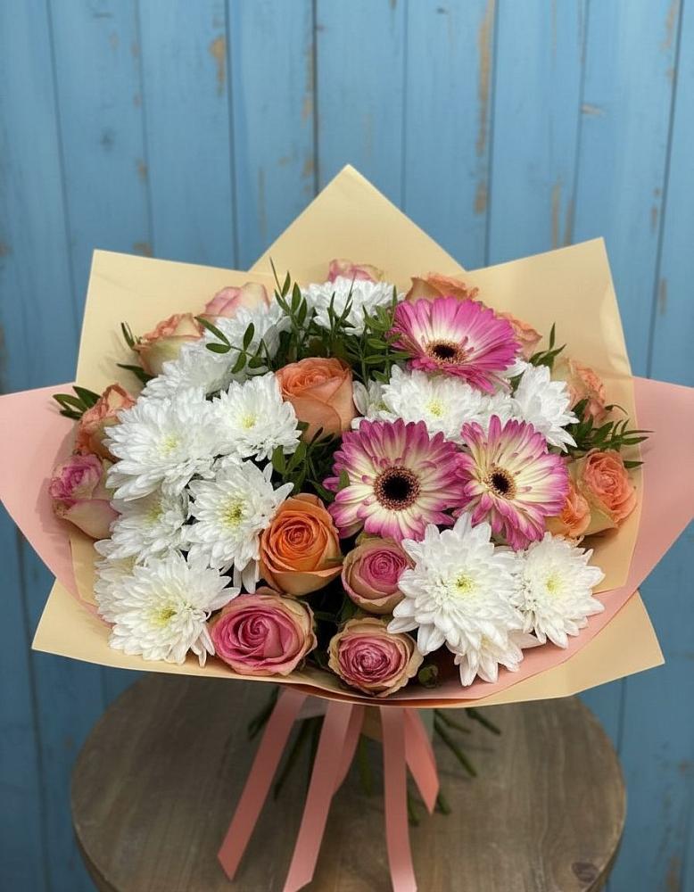 Букет цветов из: Розы, Герберы и Хризантемы в Верхнем Карачане