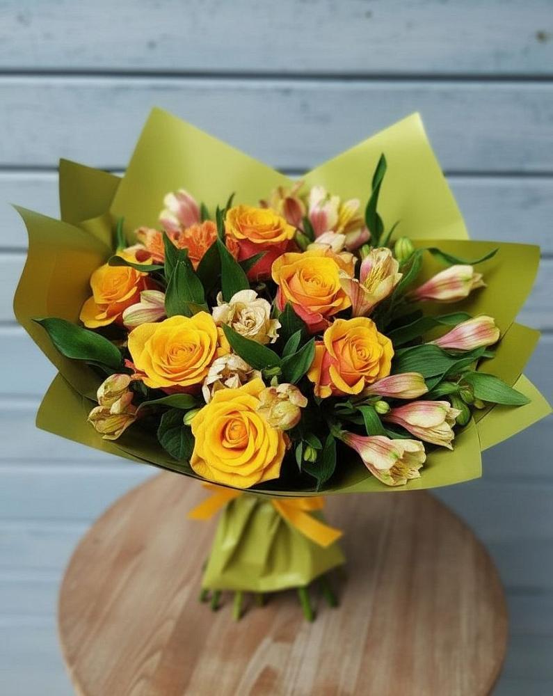 Букет цветов из: Альстромерии и Розы в Верхнем Карачане