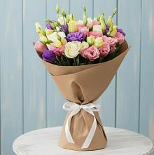 Букет цветов из:  Лизиантусы в Верхнем Карачане