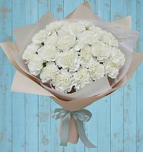 Букет цветов из:  Гвоздики в Верхнем Карачане